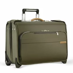 Briggs & Riley Baseline Carry-On Wheeled Garment Bag, Olive, Small -TRAVELPRO Sales 41HqFJkpTrL