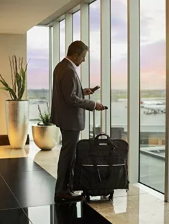 Prottoni 44-inch Garment Bag For Travel – Water-Resistant Carry-On Suit Carrier 10 Prottoni 44-inch Garment Bag For Travel – Water-Resistant Carry-On Suit Carrier -TRAVELPRO Sales 41eKgT2CnTL