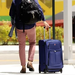 SwissGear Sion Softside Expandable Roller Luggage, Black, 3-Piece Set (21/25/29) -TRAVELPRO Sales 516G6pc9yxL