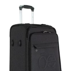 Cloe Carry-On 20 Inch Luggage With 360º-spinner Wheels In Black Color -TRAVELPRO Sales 51qHprwjnyS